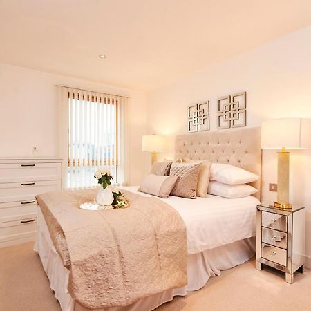 Ferienwohnung Deluxe City Centre Apt Balcony View& Free Parking! Leeds  Exterior foto