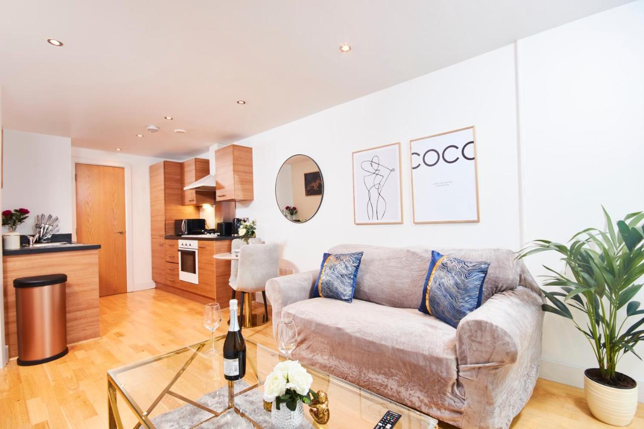 Ferienwohnung Deluxe City Centre Apt Balcony View& Free Parking! Leeds  Exterior foto